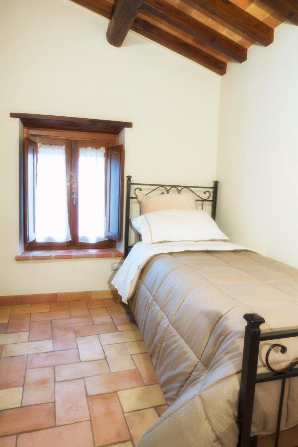 La Finestra Su Civita Lubriano Exterior foto
